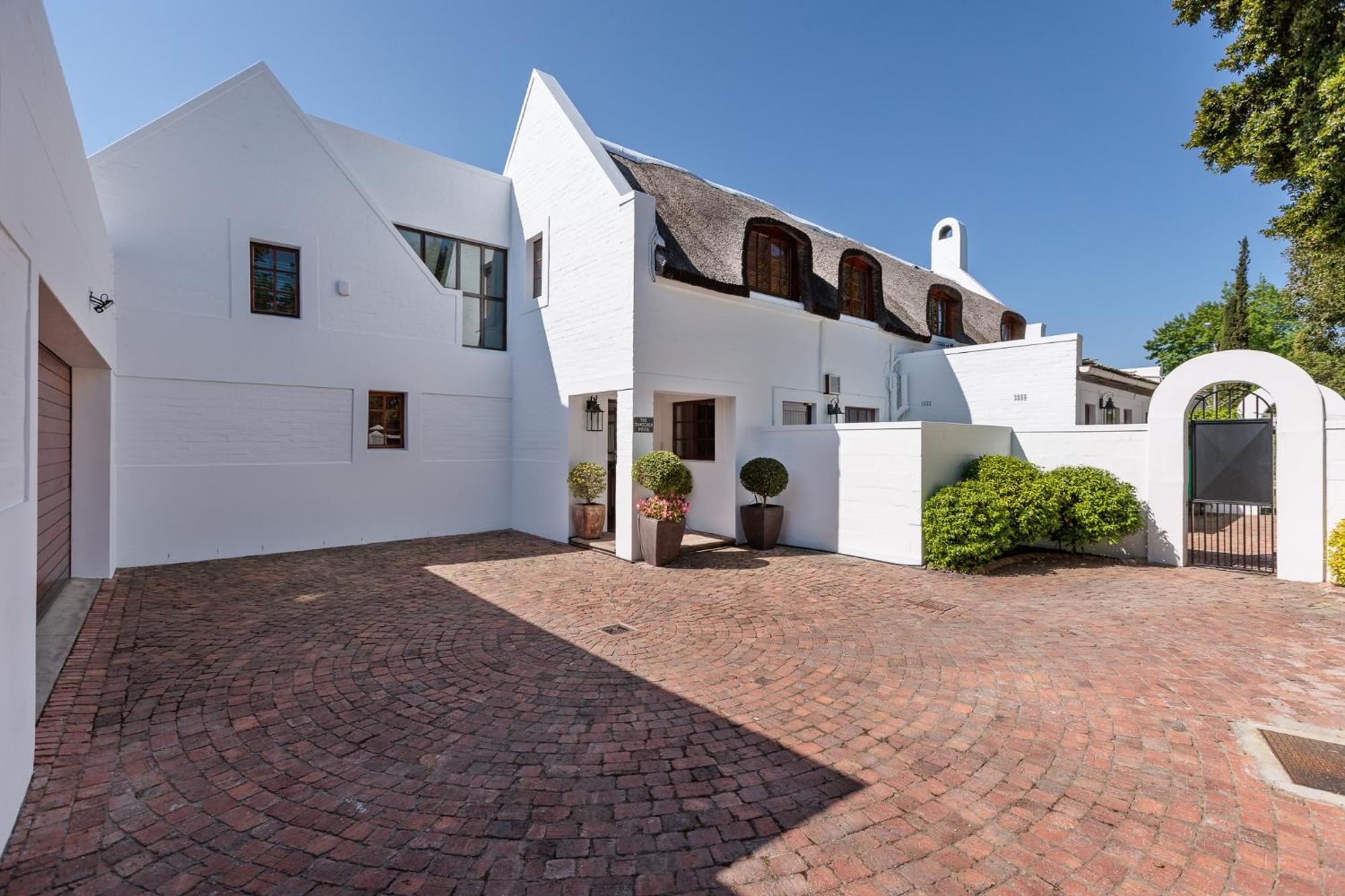 Die Rietdak - Reetdachhaus Mit Vier Schlafzimmern Cape Town Eksteriør bilde